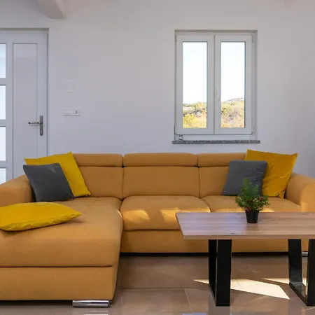 Gorgeous In With Wifi Labin (Istria)